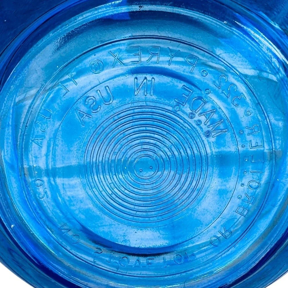 Pyrex Cobalt Blue Glass Nesting Mixing Bowls Set of 3 322 323 325 Made in USA